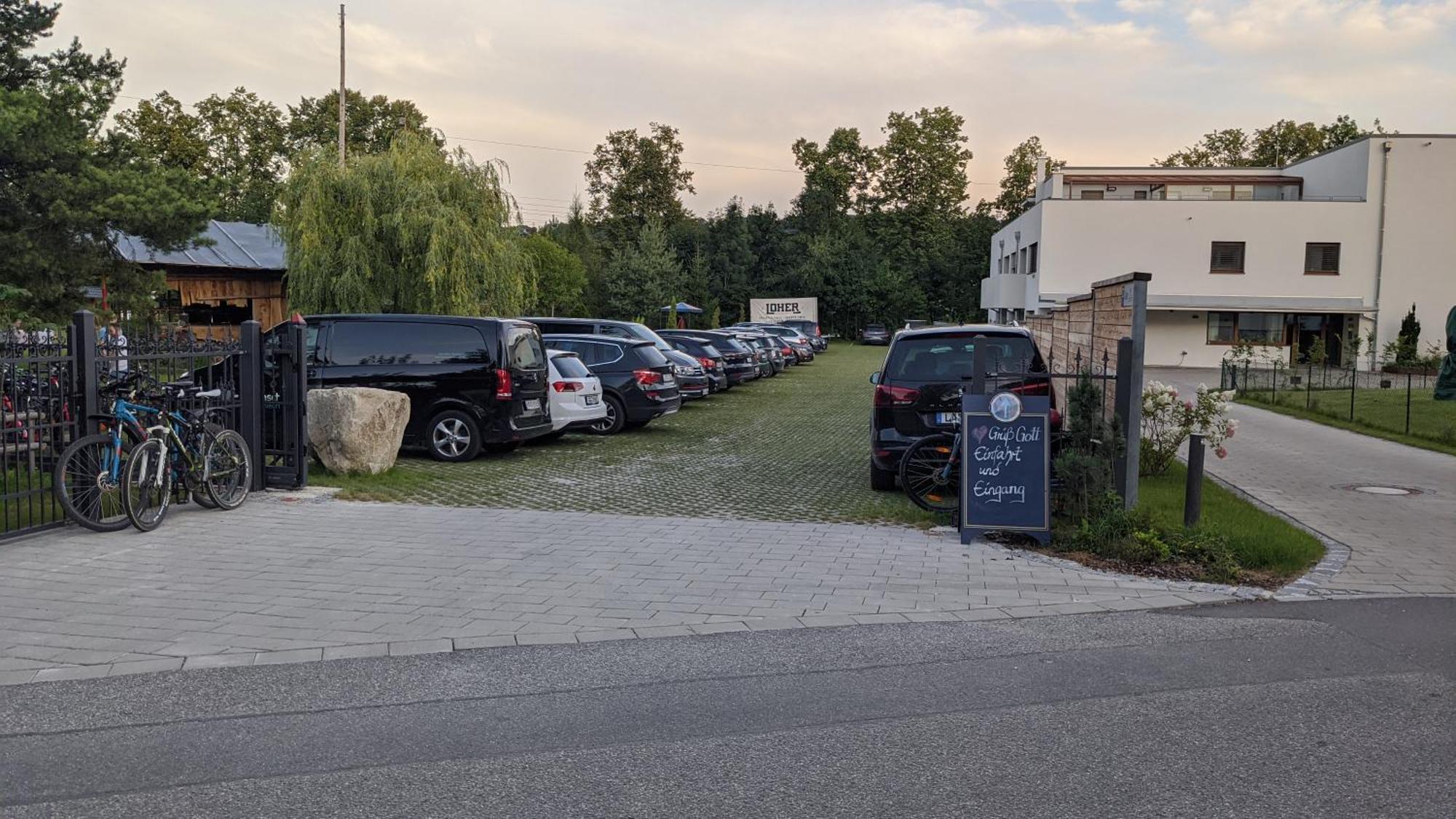 Gasthof Ulrich Meyer Landshut Exterior foto